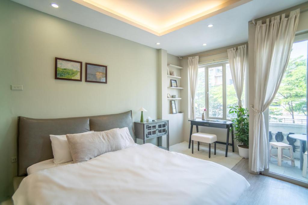 Little Calm Hanoi – Hanoi